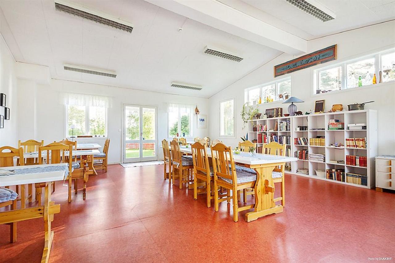 Furudals Vandrarhem Och Sjoecamping Exterior photo