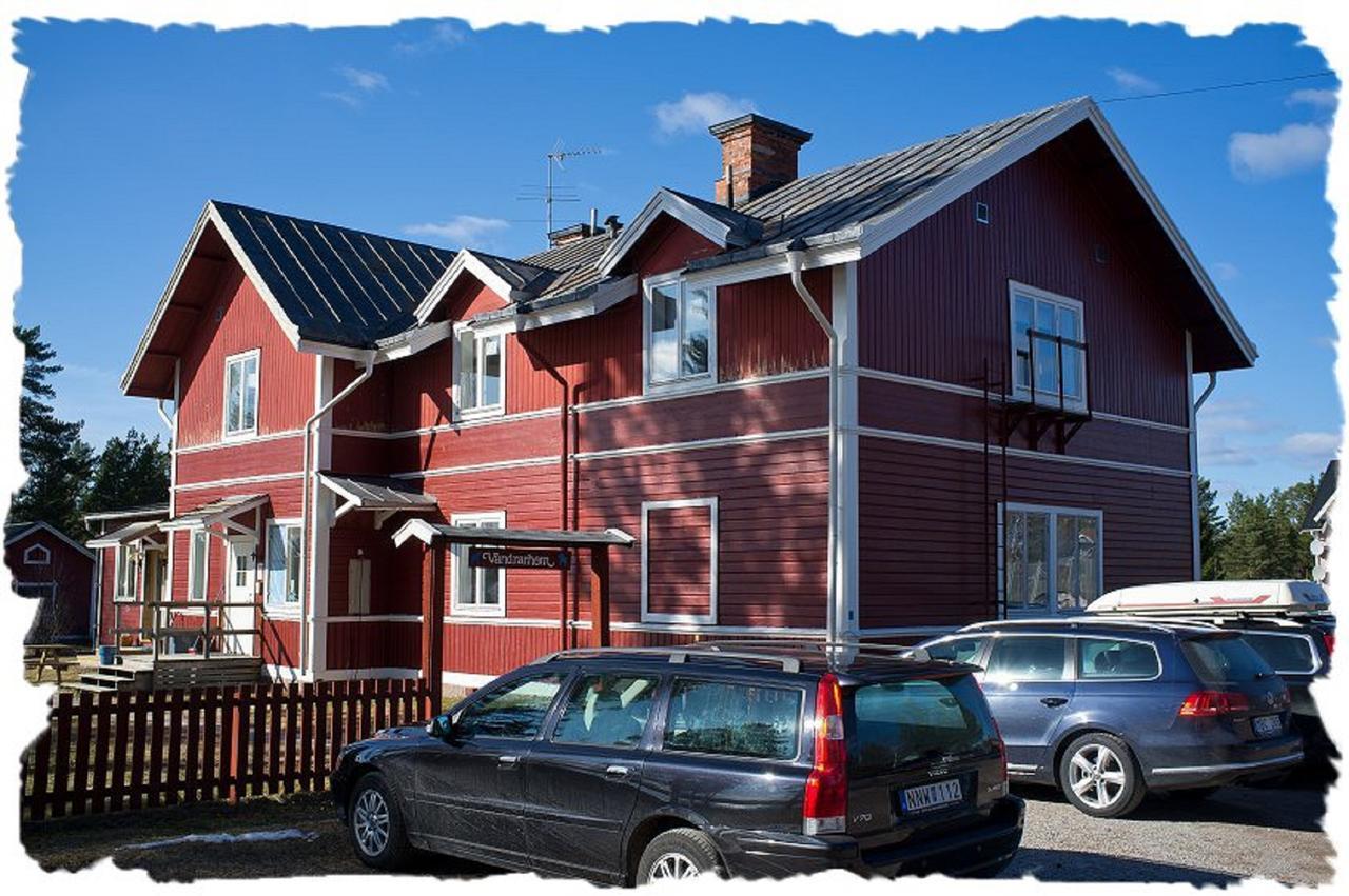 Furudals Vandrarhem Och Sjoecamping Exterior photo